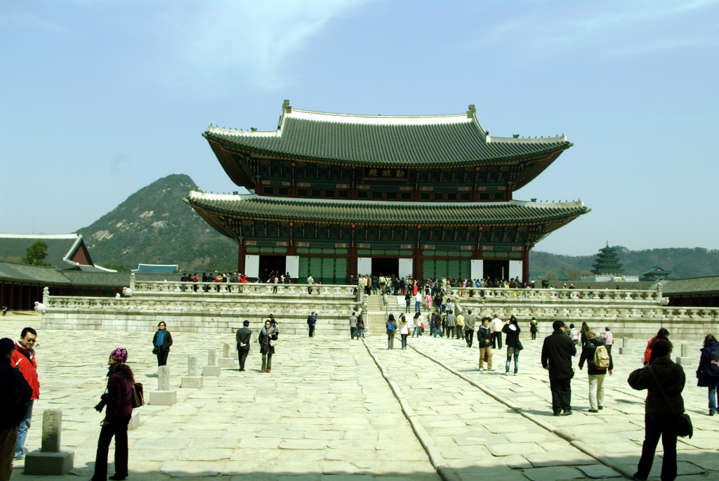 Императорский тронный зал - Кынджонджон.